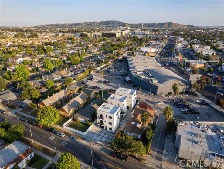  Commercial for Sale in Los Angeles, California