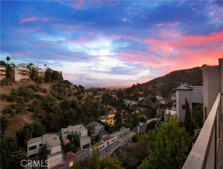 4 Bed Home for Sale in Los Angeles, California