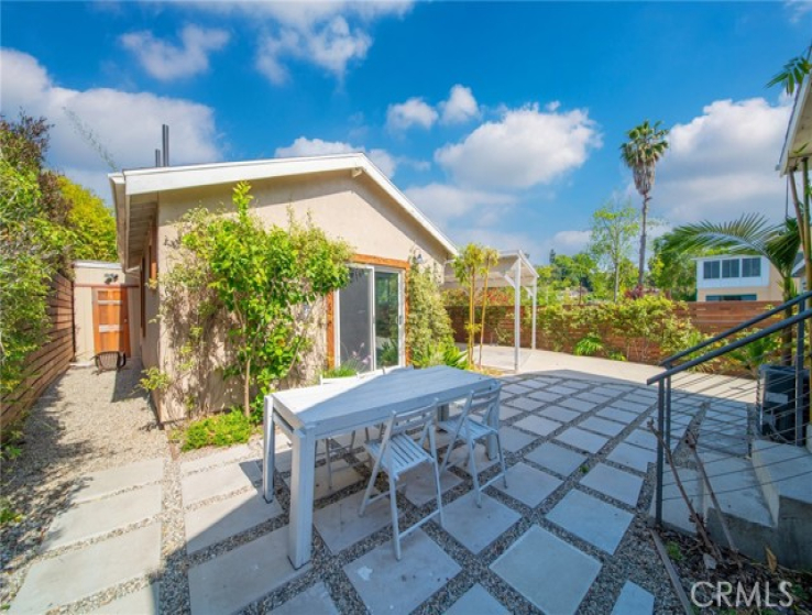 3 Bed Home to Rent in Los Angeles, California