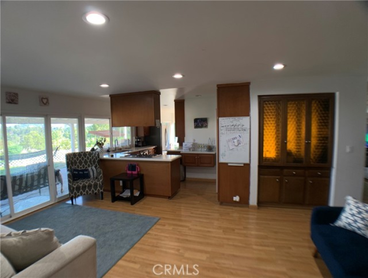 4 Bed Home to Rent in West Hills, California