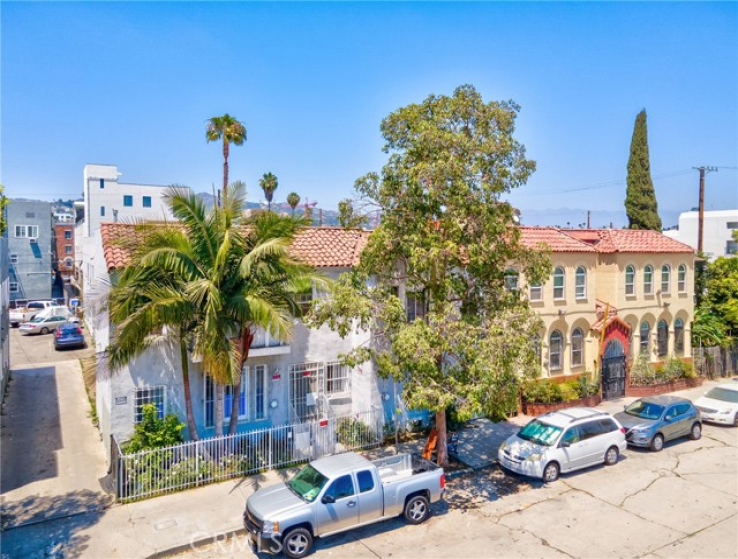  Income Home for Sale in Los Angeles, California