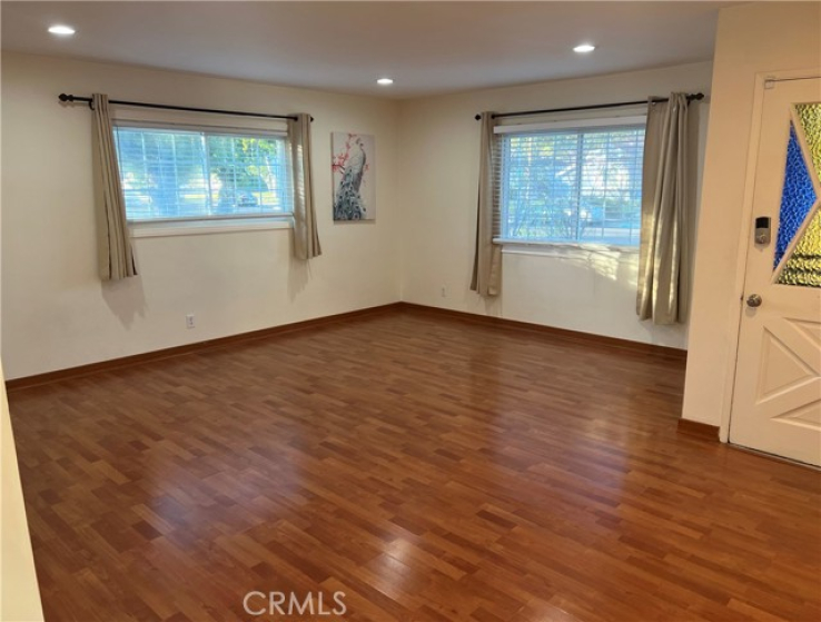 3 Bed Home to Rent in West Hills, California