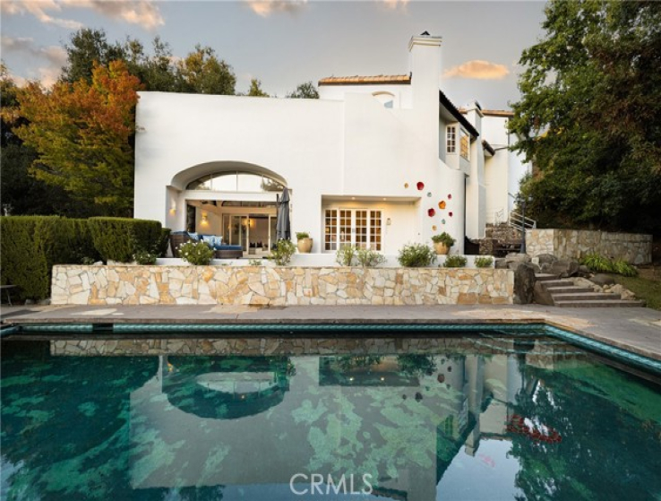 7 Bed Home for Sale in Calabasas, California