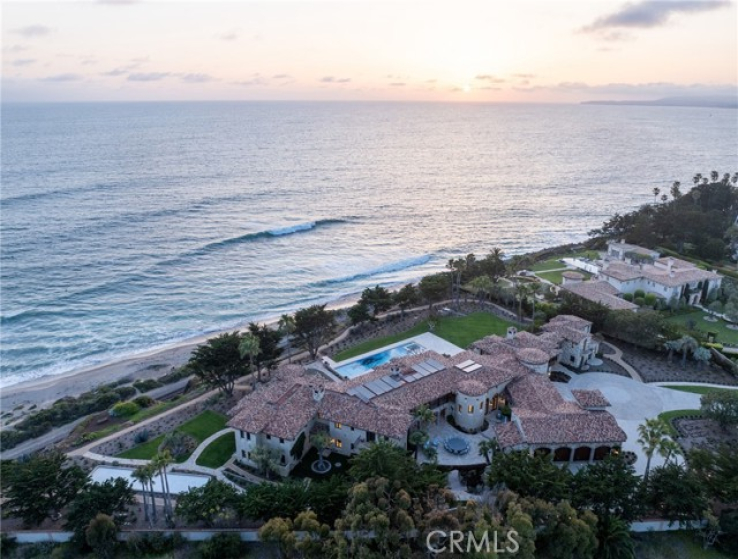 7 Bed Home for Sale in San Clemente, California