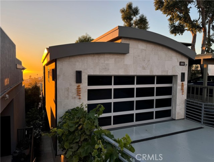 3 Bed Home for Sale in Laguna Beach, California