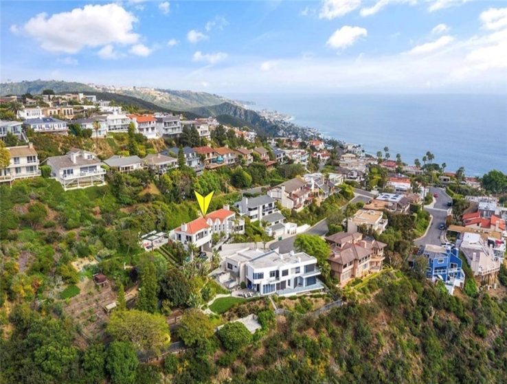 4 Bed Home for Sale in Laguna Beach, California