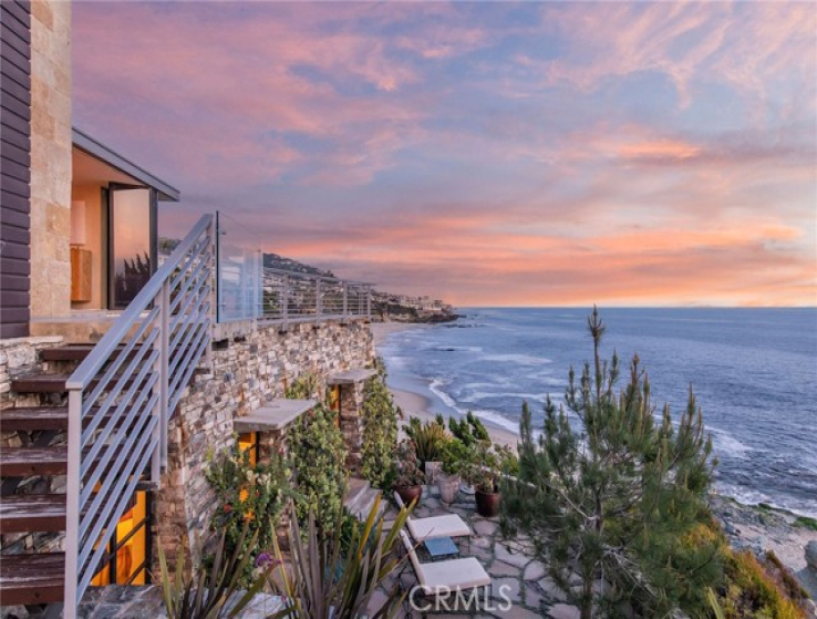 4 Bed Home for Sale in Laguna Beach, California