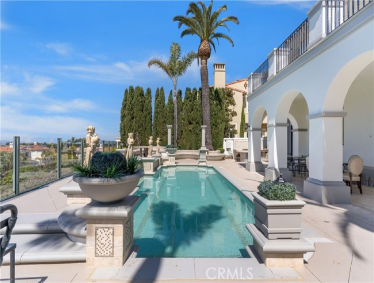 6 Bed Home to Rent in Newport Coast, California