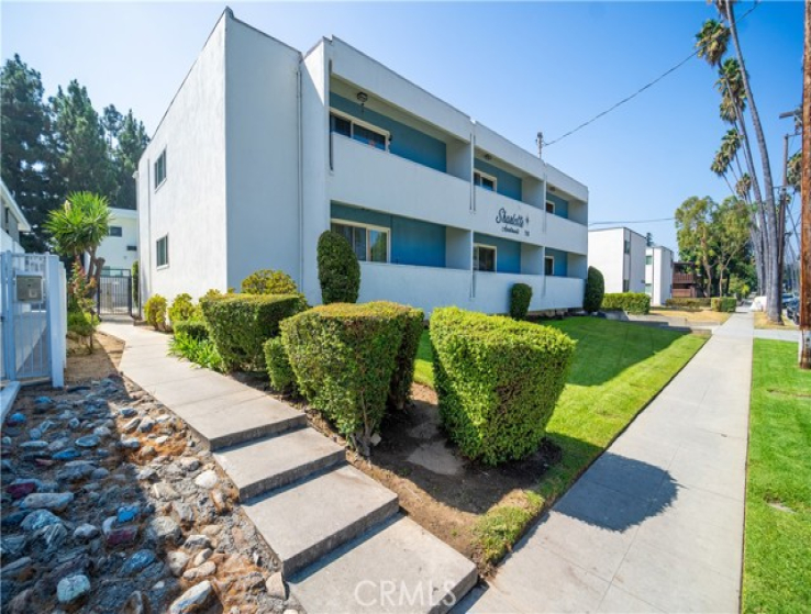  Income Home for Sale in Pasadena, California