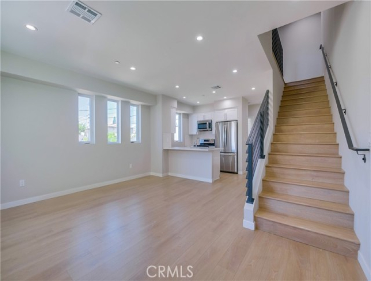  Income Home for Sale in Los Angeles, California