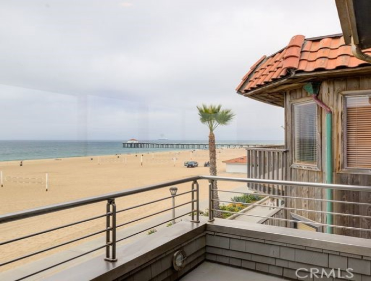 5 Bed Home to Rent in Manhattan Beach, California