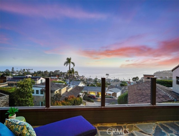 3 Bed Home to Rent in Laguna Beach, California