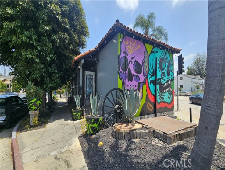  Commercial for Sale in Los Angeles, California