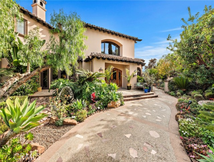 7 Bed Home for Sale in San Juan Capistrano, California