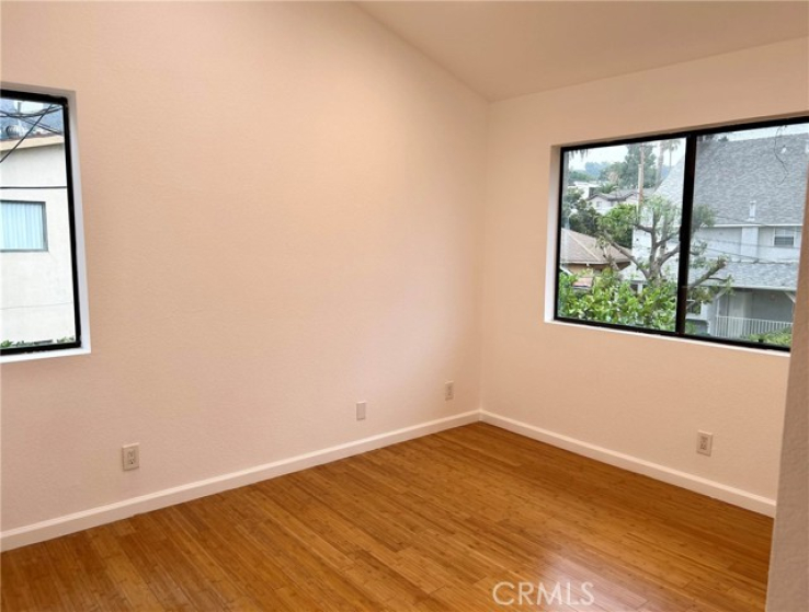 2 Bed Home to Rent in Glendale, California