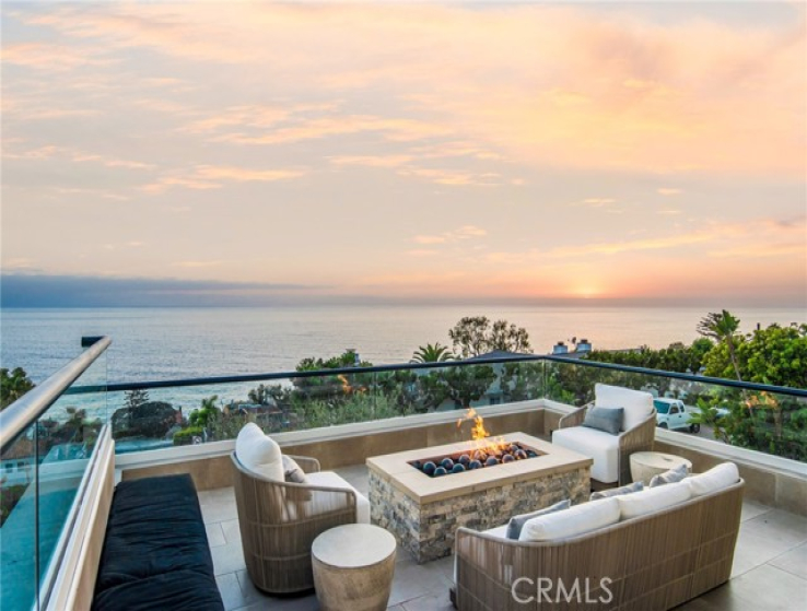 4 Bed Home for Sale in Laguna Beach, California