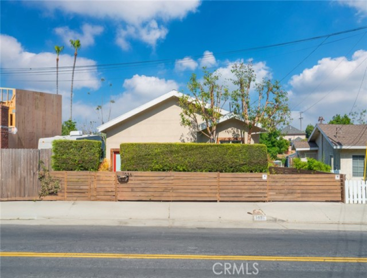 3 Bed Home to Rent in Los Angeles, California