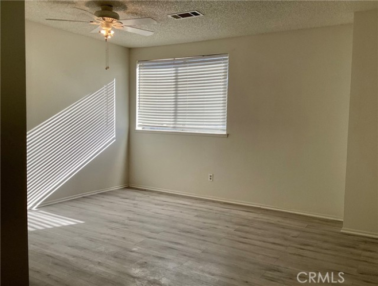 2 Bed Home to Rent in Lancaster, California