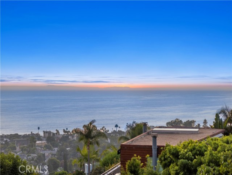 4 Bed Home for Sale in Laguna Beach, California