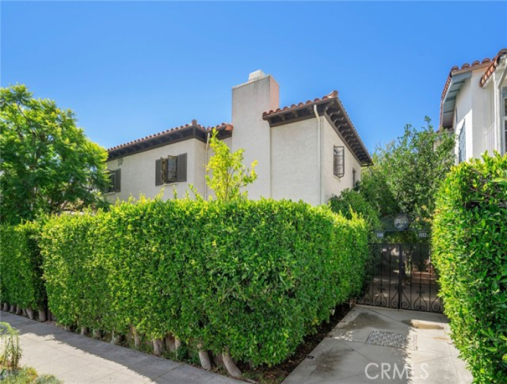  Income Home for Sale in Santa Monica, California