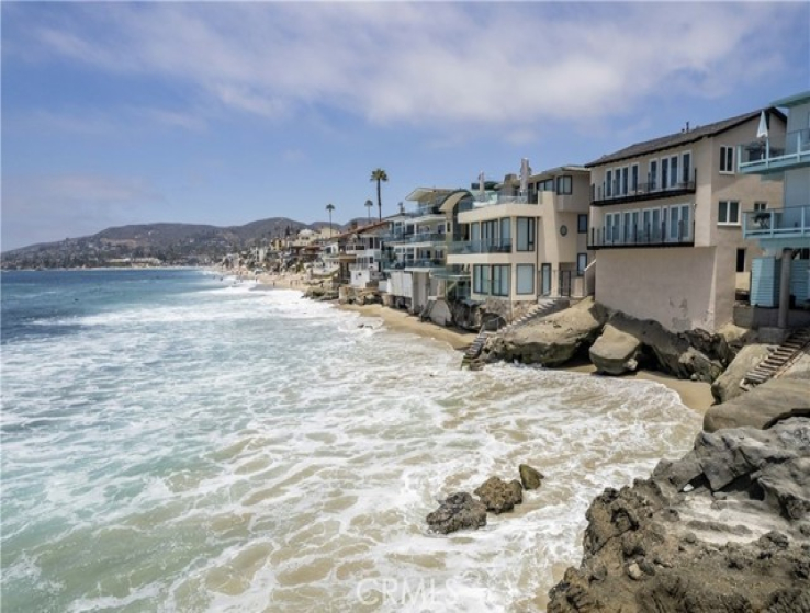 2 Bed Home for Sale in Laguna Beach, California