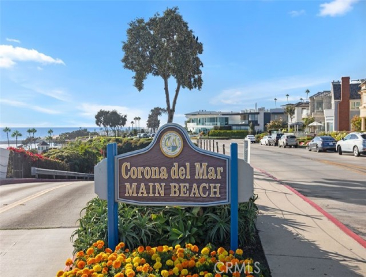 3 Bed Home for Sale in Corona del Mar, California