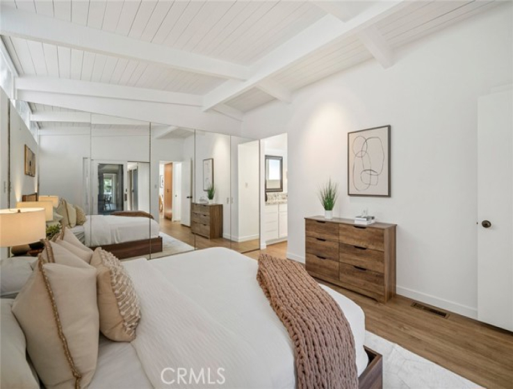 3 Bed Home for Sale in Corona del Mar, California