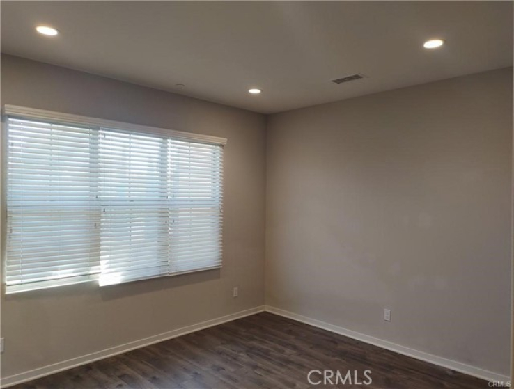 2 Bed Home to Rent in Irvine, California