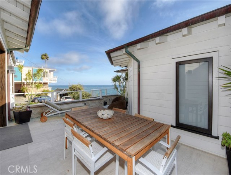 3 Bed Home to Rent in Laguna Beach, California