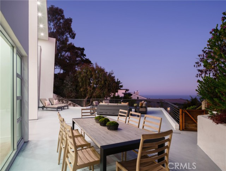 4 Bed Home for Sale in Laguna Beach, California