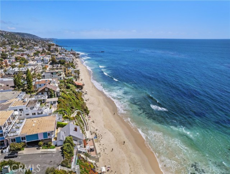 3 Bed Home to Rent in Laguna Beach, California