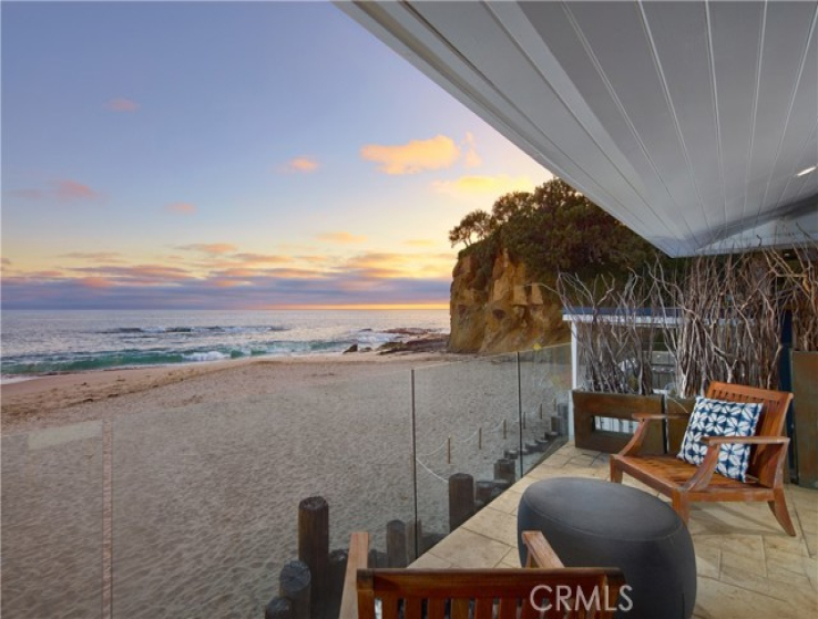 8 Bed Home for Sale in Laguna Beach, California