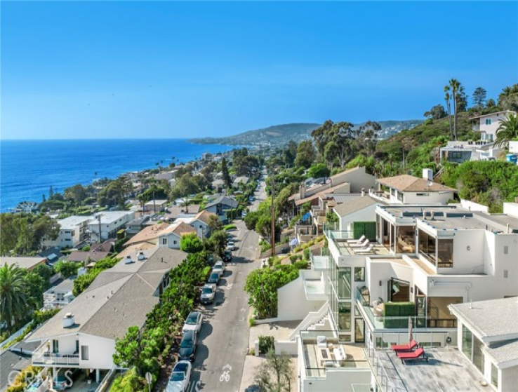 4 Bed Home for Sale in Laguna Beach, California