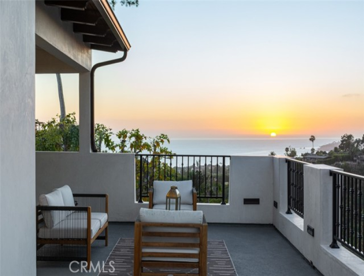 4 Bed Home for Sale in Laguna Beach, California