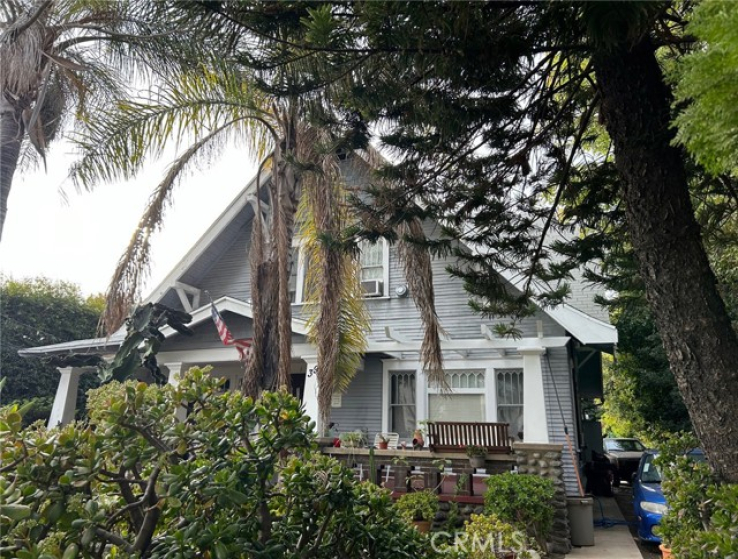  Income Home for Sale in Pasadena, California