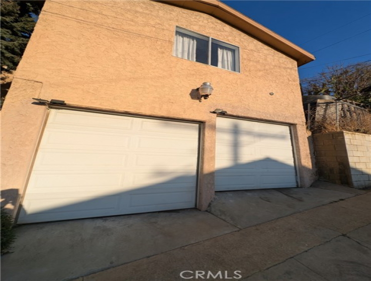 2 Bed Home for Sale in Los Angeles, California