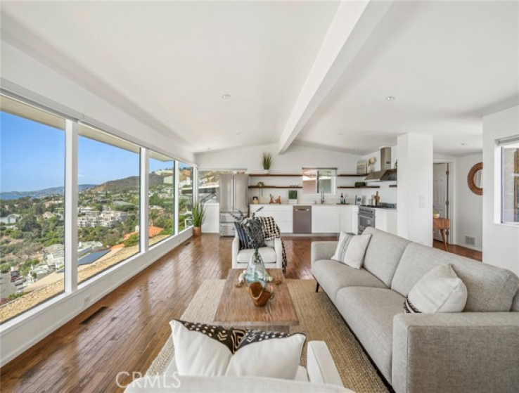 5 Bed Home for Sale in Laguna Beach, California