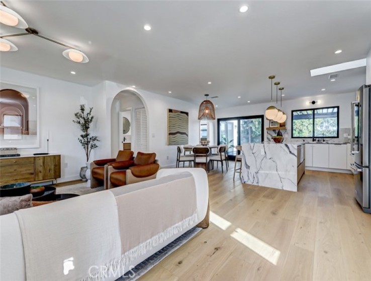 4 Bed Home for Sale in Manhattan Beach, California