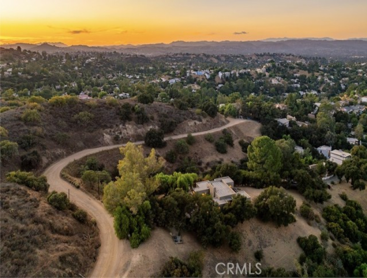 4 Bed Home for Sale in Woodland Hills, California