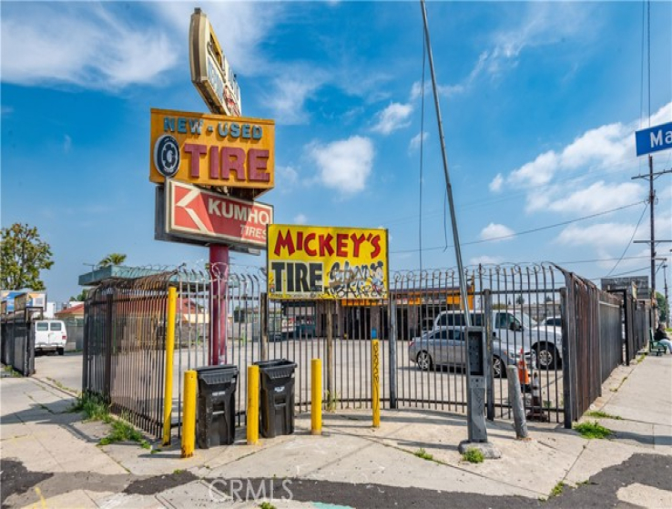  Commercial for Sale in Los Angeles, California