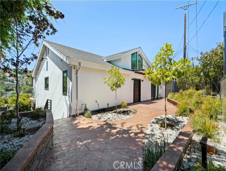 3 Bed Home for Sale in Los Angeles, California