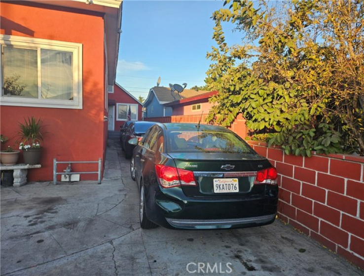  Income Home for Sale in Los Angeles, California