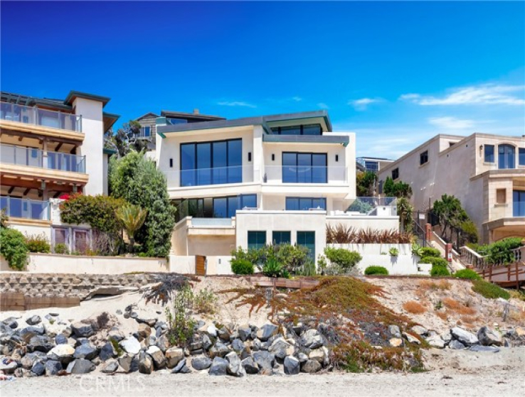 4 Bed Home for Sale in Laguna Beach, California