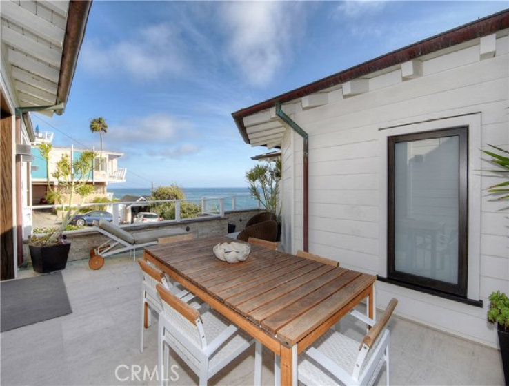 2 Bed Home to Rent in Laguna Beach, California