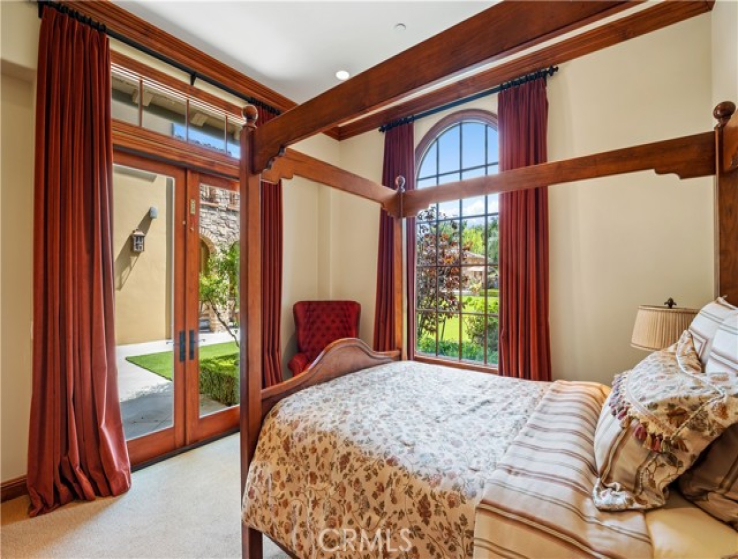 6 Bed Home for Sale in Calabasas, California