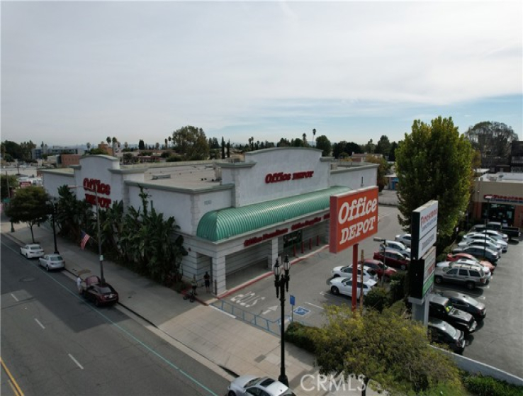  Commercial for Sale in Pasadena, California