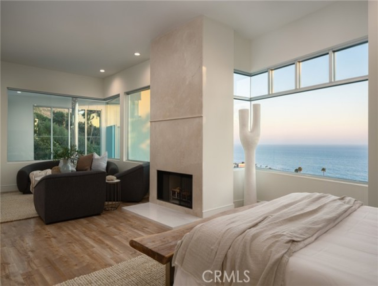 4 Bed Home for Sale in Laguna Beach, California