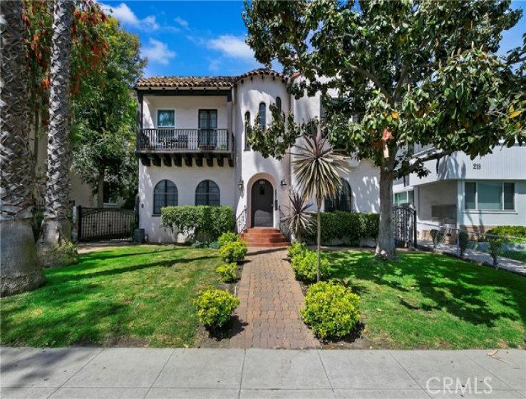  Income Home for Sale in Beverly Hills, California