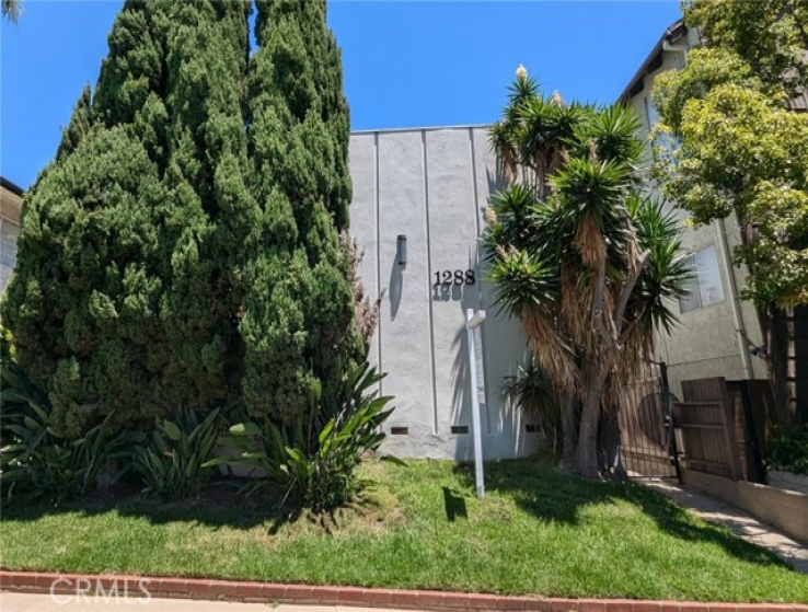  Income Home for Sale in Los Angeles, California