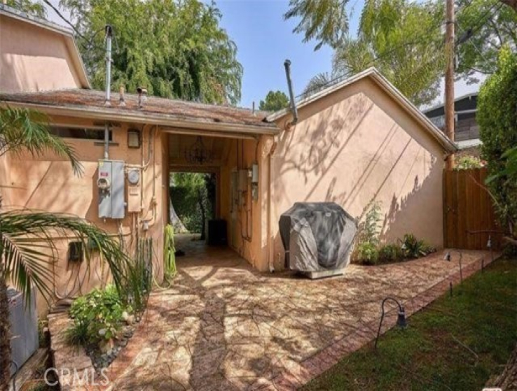 3 Bed Home for Sale in Los Angeles, California